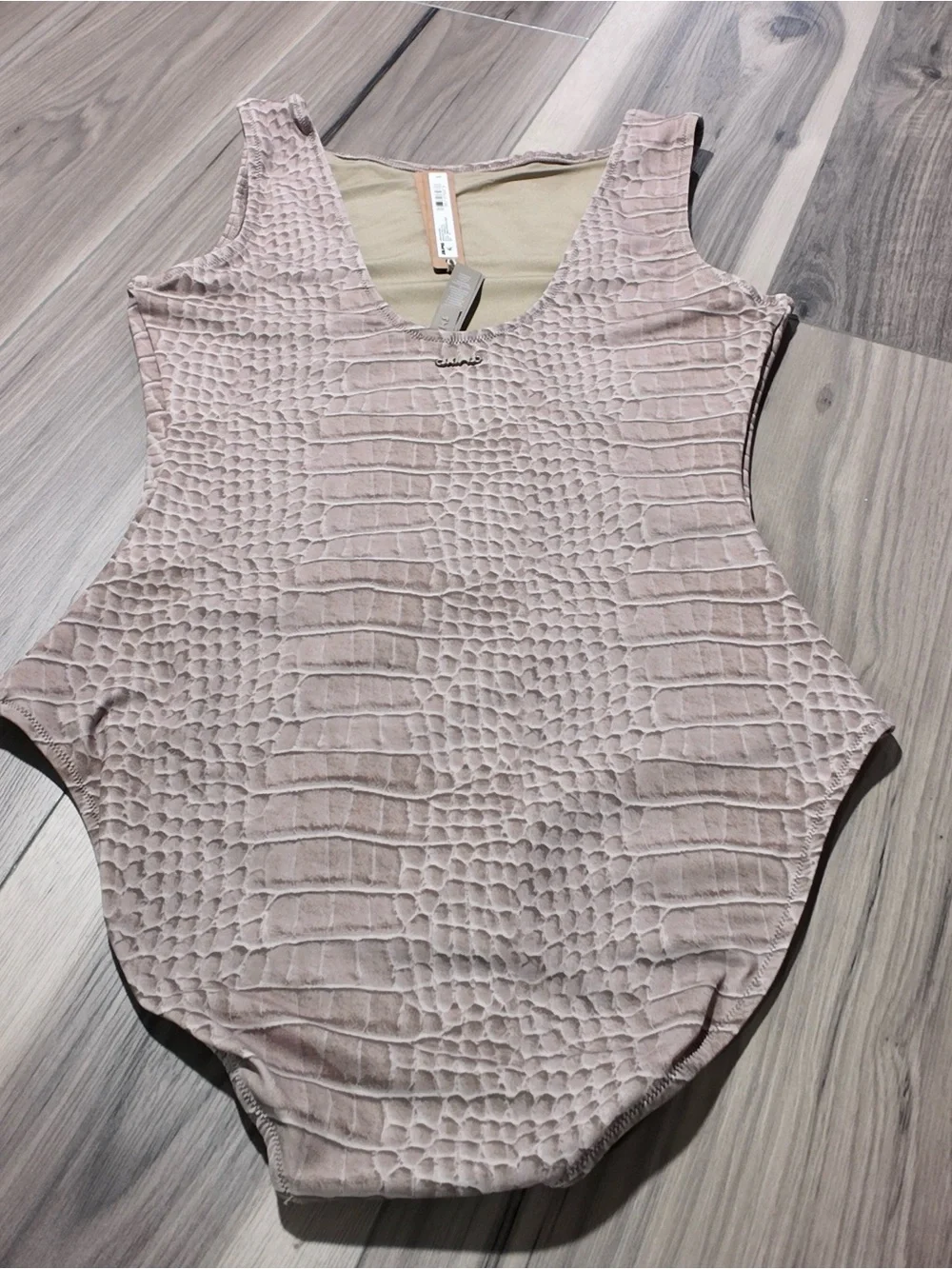 ⚡ SKIMS Signature Swim High Neck One Piece | Dune Crocodile Print | Size M | NWT